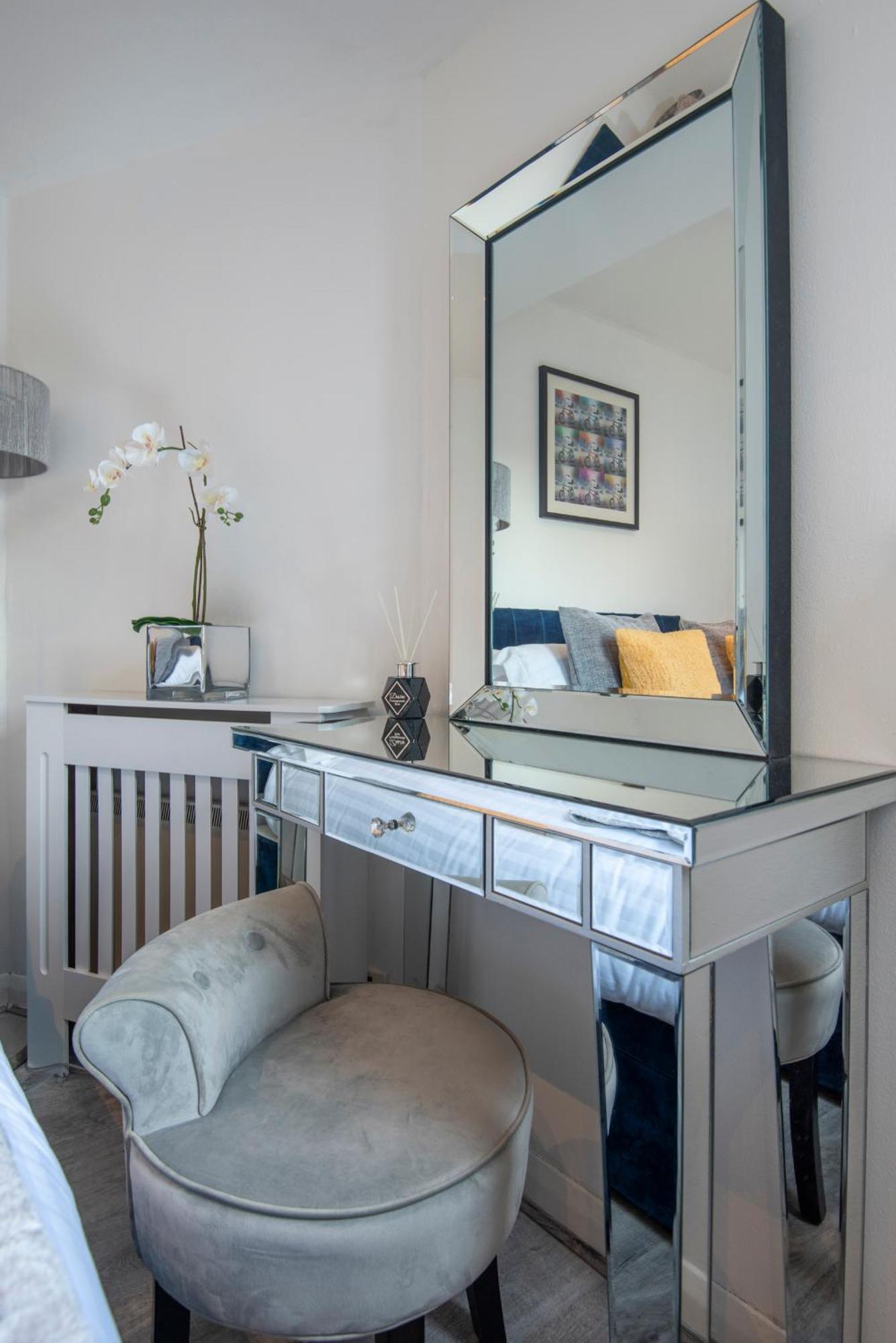 Apartamento 2 Bed Town House With Garden In Hackney, Londres Exterior foto