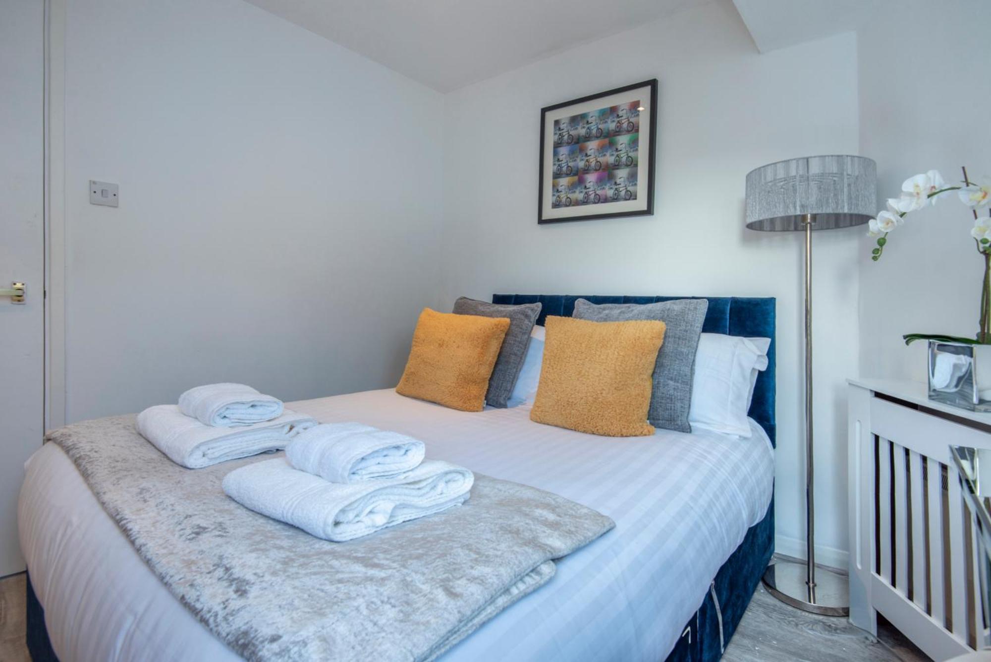 Apartamento 2 Bed Town House With Garden In Hackney, Londres Exterior foto