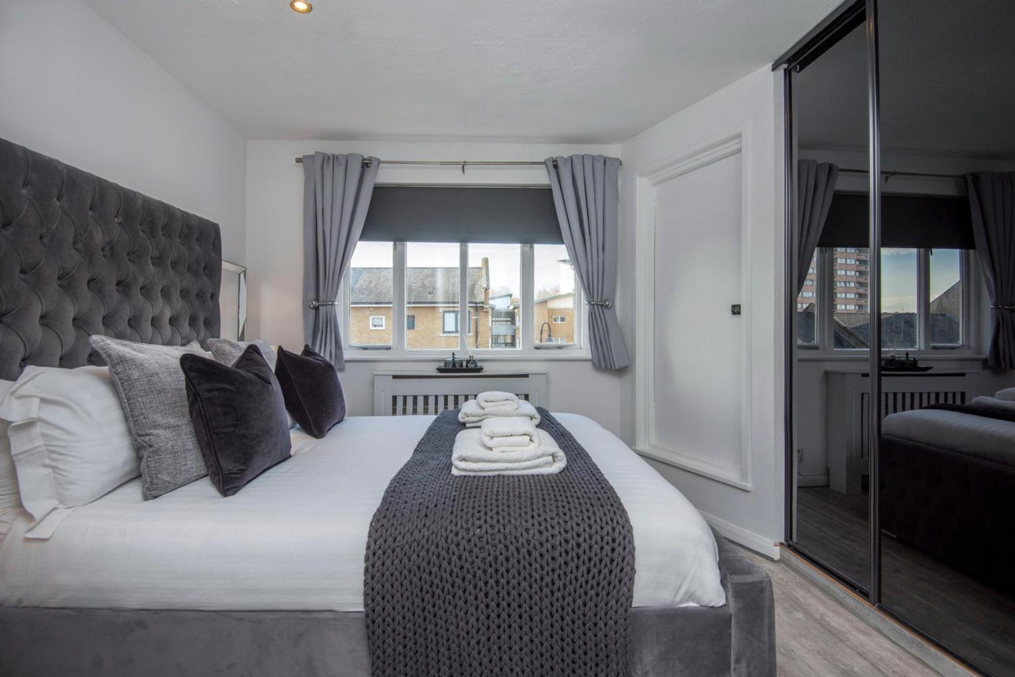 Apartamento 2 Bed Town House With Garden In Hackney, Londres Exterior foto