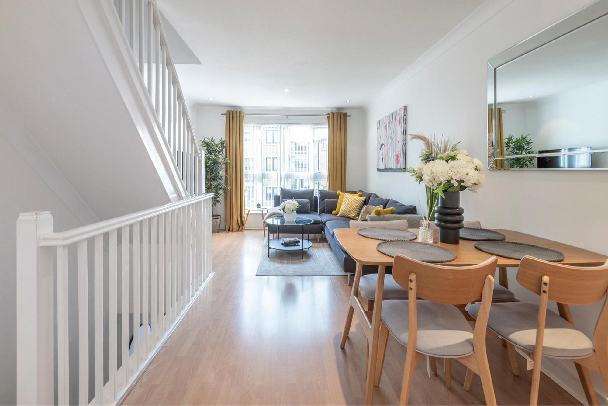 Apartamento 2 Bed Town House With Garden In Hackney, Londres Exterior foto